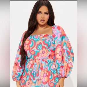 BNWT Fashion Nova Puerto Rico escape dress. Maxi dress w/ bright, retro print,3x